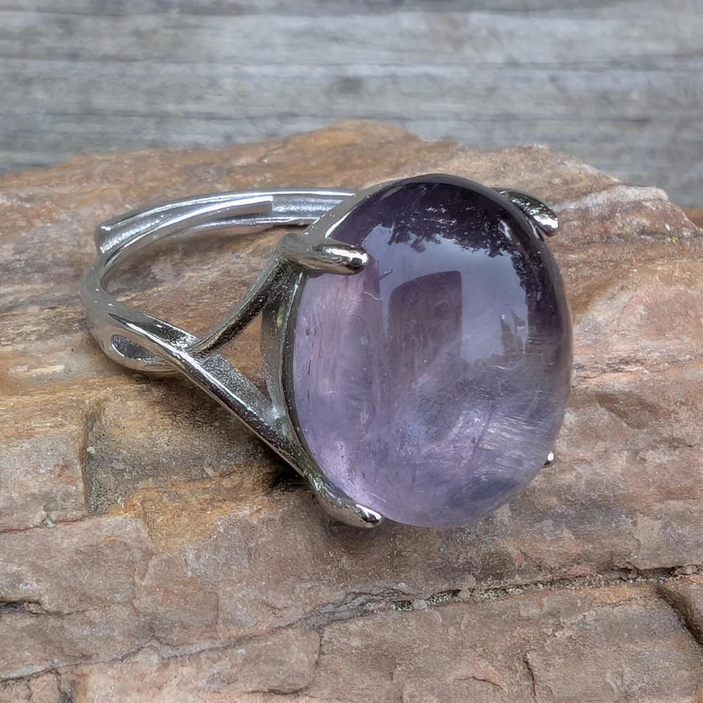 Gorgeous Rainbow Fluorite Gemstone Ring. Adjustable Ring Size 8-10 - Picture 6 of 8